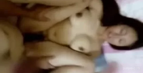 新婚少妇奶摇摆的浪漫时刻