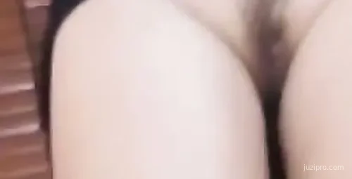 网红鹿少女剧情：打工妹午休遭遇惊险