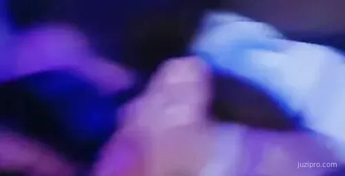 绿帽老公带超棒身材饥渴娇气与单男疯狂3P性嗨私拍流出