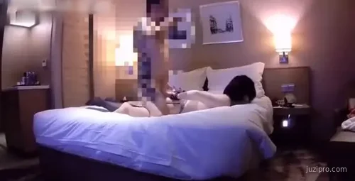 超白嫩混血少妇情趣体验