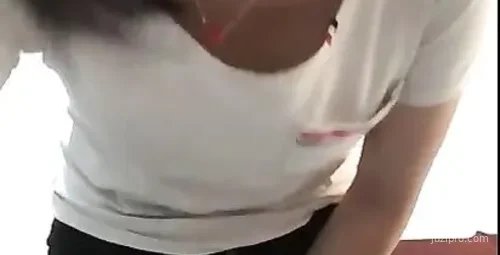 清纯学妹果贷视频曝光
