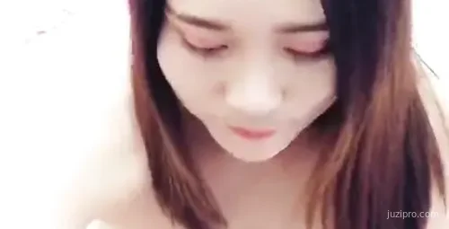 戏精刘婷与快递小哥的趣味互动