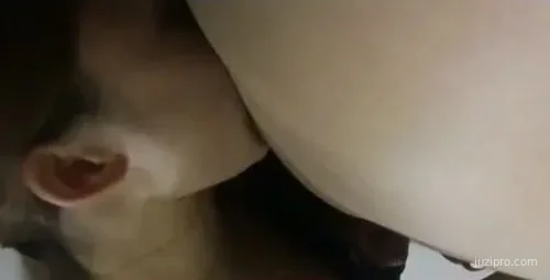 如何与高颜值女友相处