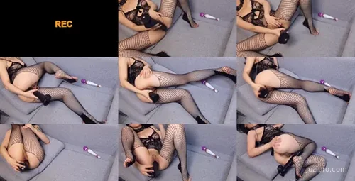 亚洲女孩体验不同尺寸的极致快乐-截图2