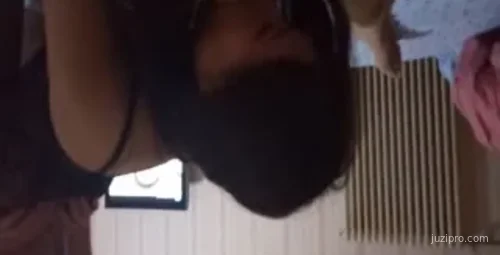 和哥们一起玩情趣黑丝听话小情人