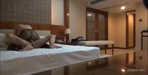 多少人关注我这身材对白精彩