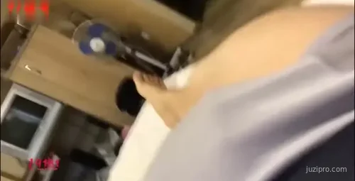 操哥乌克兰机场偶遇中国女孩