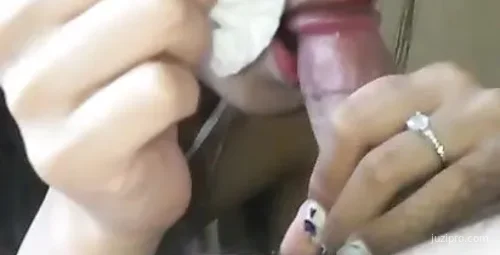 性感白丝学妹激情骑乘