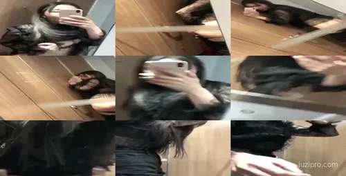 高颜值女子高铁厕所自拍-截图2