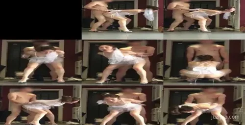 新娘出门前被纠缠，等待新郎到来-截图2