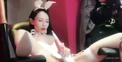 月暖如梵音粉红椅子合集