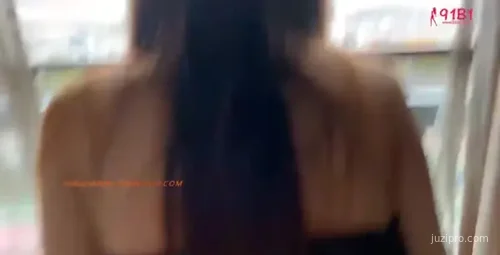高端约会之性感车模网袜体验